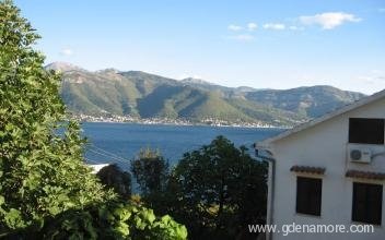 Családi apartmanok, Magán szállás a községben Krašići, Montenegró